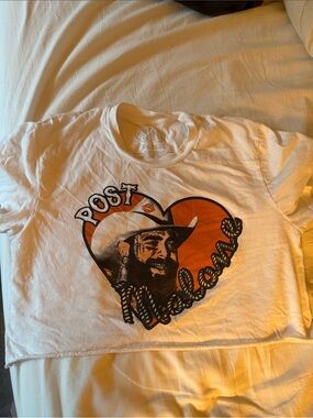 Post Malone Crop Top Concert Tee with Orange Heart XL